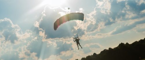 Skydiving in New Jersey on parachute.